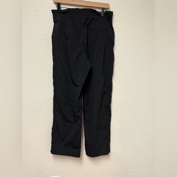 ✨ ATHLETA ✨ Black Trekkie High Rise Parachute Pants Size 8 - Picture 4 of 16